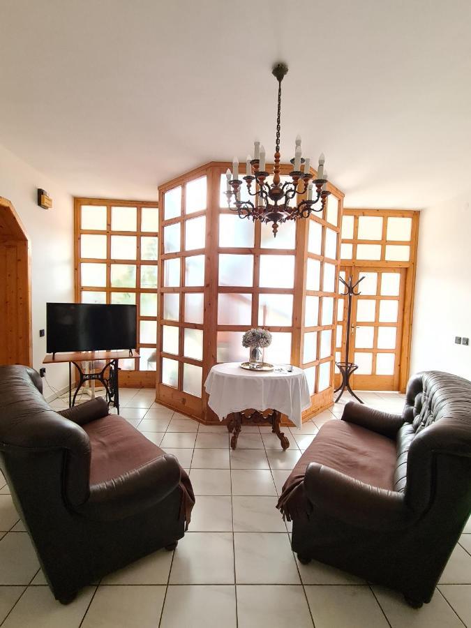 Agas Vendeghaz Hotel Csopak Buitenkant foto