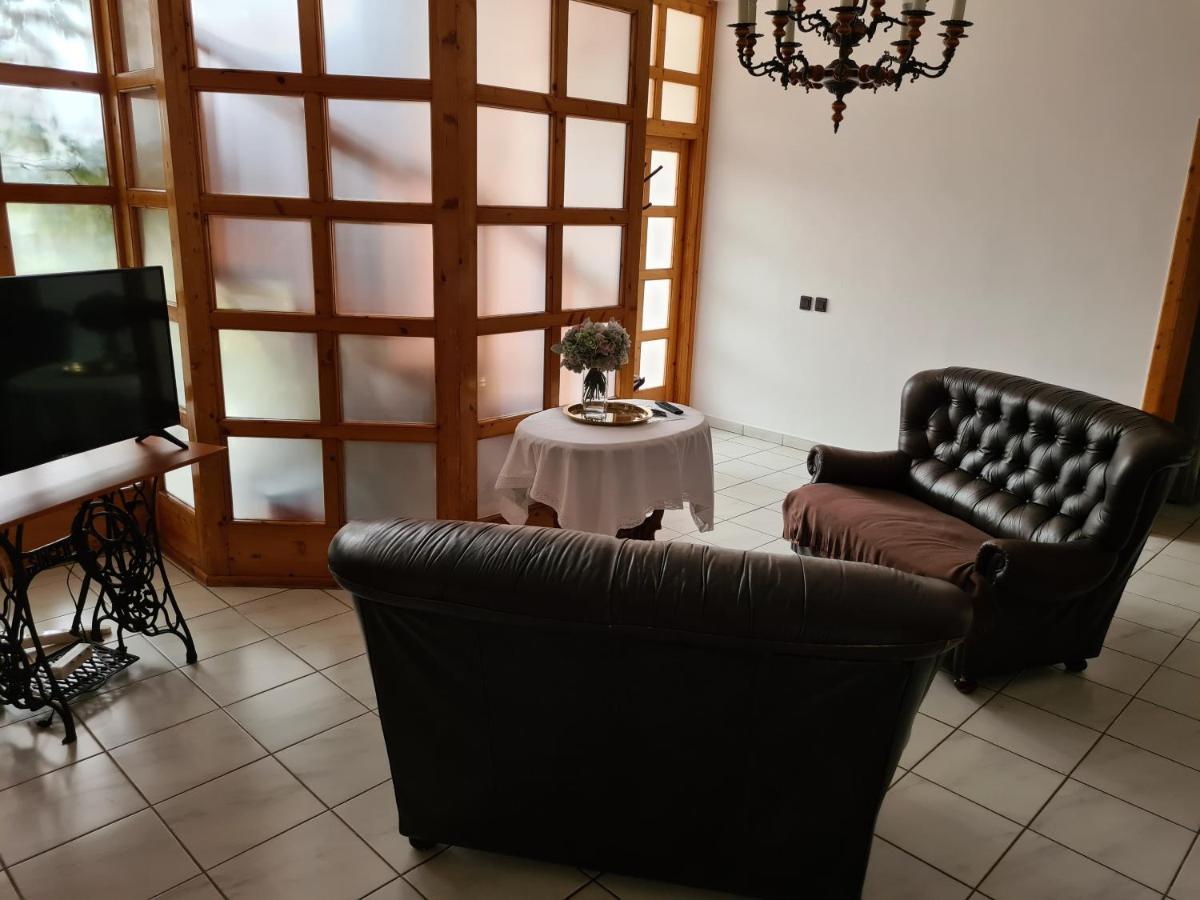 Agas Vendeghaz Hotel Csopak Buitenkant foto
